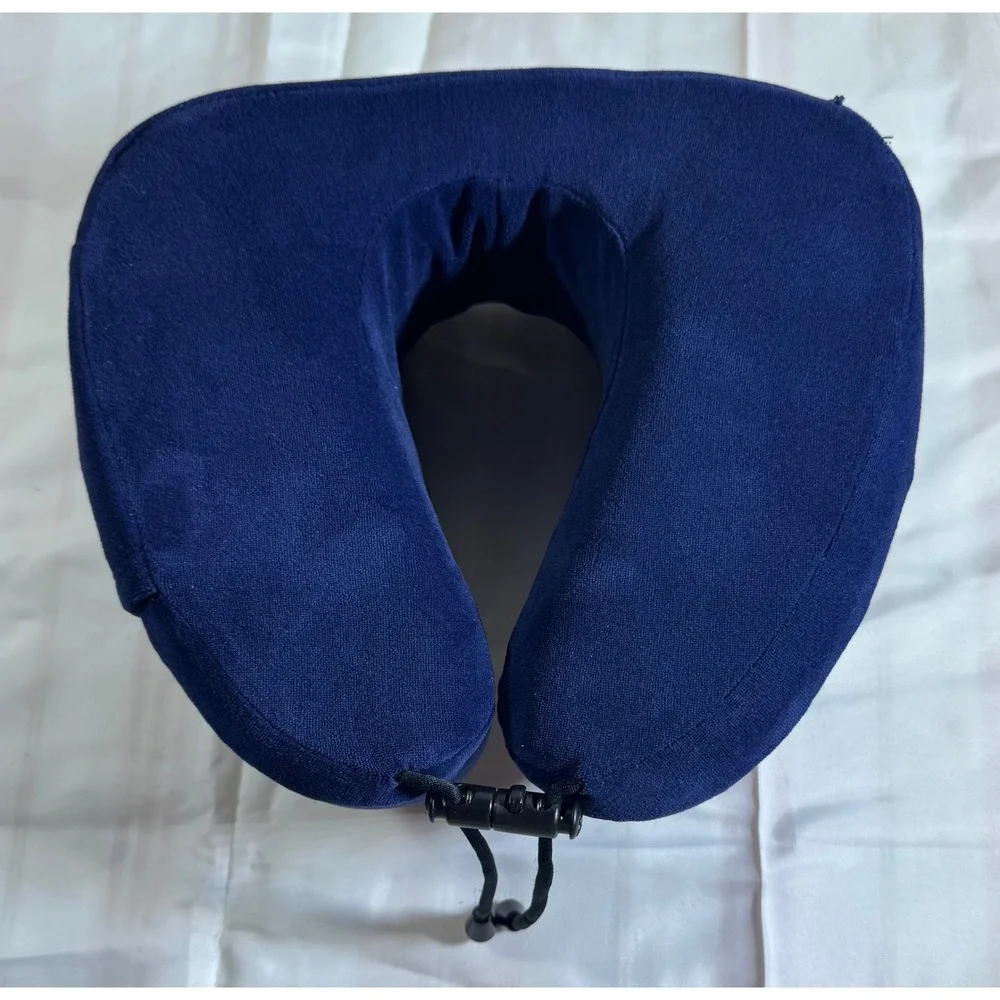 Cabeau Evolution Memory Foam Travel Neck Pillow Navy Blue Adjustable Toggle